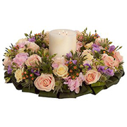 OW 32 Pastel Wreath and Candle