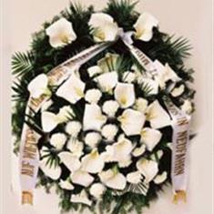 PL08 Calla Lily Wreath